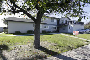 11241 Western Ave in Stanton, CA - Building Photo