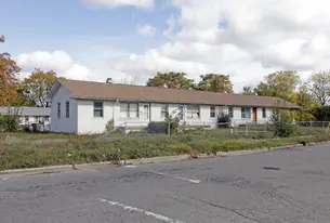 567 Franklin Rd in Pontiac, MI - Building Photo