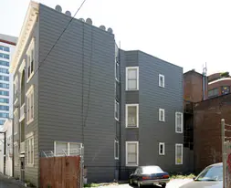 18-28 Clyde St in San Francisco, CA - Building Photo