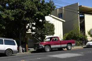 112 Redwood Ave in Redwood City, CA - Building Photo