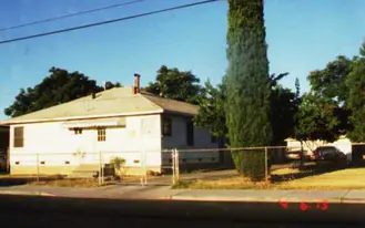 747-755 S Broadway Ave in Stockton, CA - Building Photo