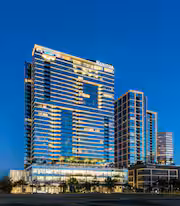 Hanover BLVD Place in Houston, TX - Building Photo