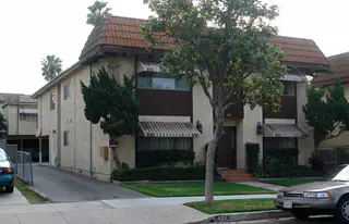422 Wing St in Glendale, CA - Building Photo