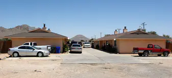 15315 Broken Bow Rd in Apple Valley, CA - Building Photo