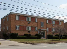 4325 Ridge Rd in Brooklyn, OH - Building Photo