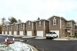 3696-3710 Okemos Rd in Okemos, MI - Building Photo