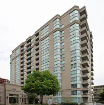 2 Covington Rd in Toronto, ON - Building Photo