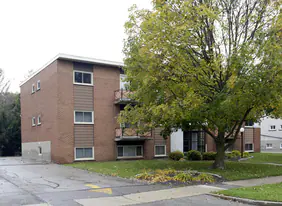 422 Hazel St in Waterloo, ON - Building Photo