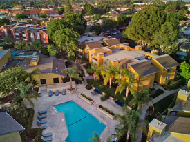 River Ranch in Simi Valley, CA - Building Photo