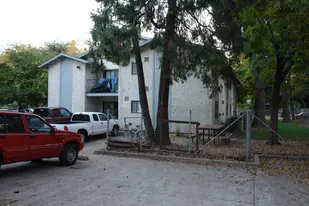 1340 W 4th St in Chico, CA - Building Photo
