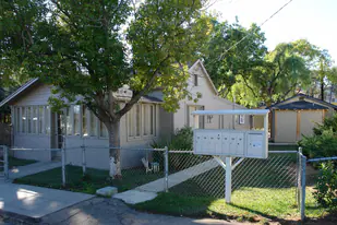 430-438 N Main St in Fallbrook, CA - Building Photo