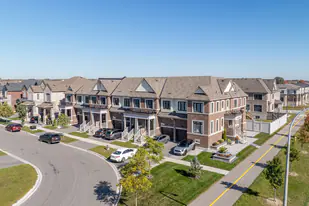 30 Louise Cres in Whitby, ON - Building Photo