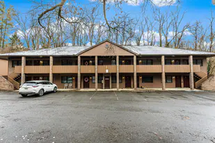 Avalon Apartments in Morgantown, WV - Building Photo