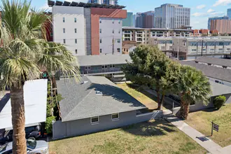 829 N 4th Ave in Phoenix, AZ - Foto de edificio - Building Photo