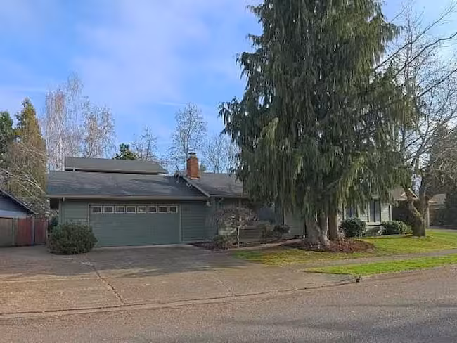 property at 505 Mar Loop