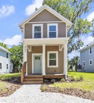 962 Alexander St in St. Augustine, FL - Building Photo