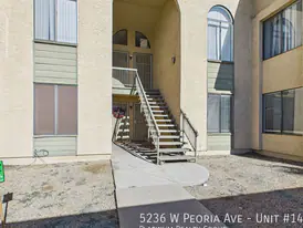 5236 W Peoria Ave in Glendale, AZ - Building Photo