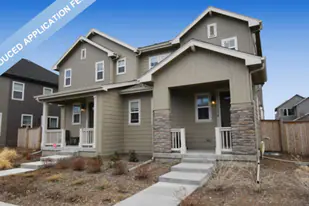 11330 E 26th Ave in Aurora, CO - Building Photo