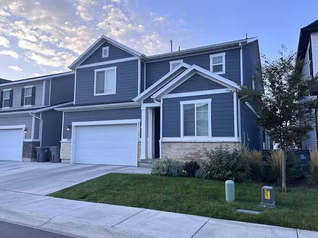 property at 1533 W 250 N