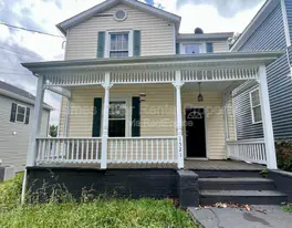 1521 Taylor St in Lynchburg, VA - Building Photo
