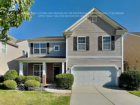 3302 Streamside Dr in Davidson, NC - Building Photo