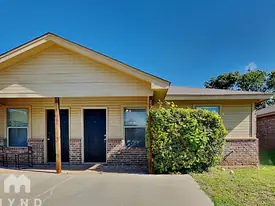 230 Walnut Bend Rd in Springtown, TX - Building Photo