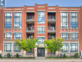 458 Oakwood Ave in Toronto, ON - Building Photo