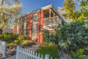 2401 Walnut St in Boulder, CO - Building Photo