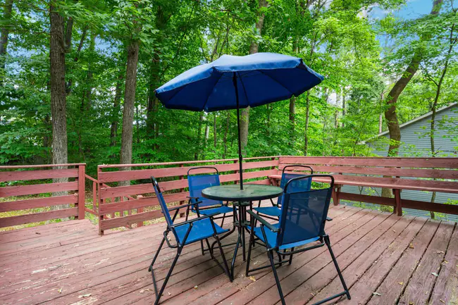 property at 6716 Glendower Rd