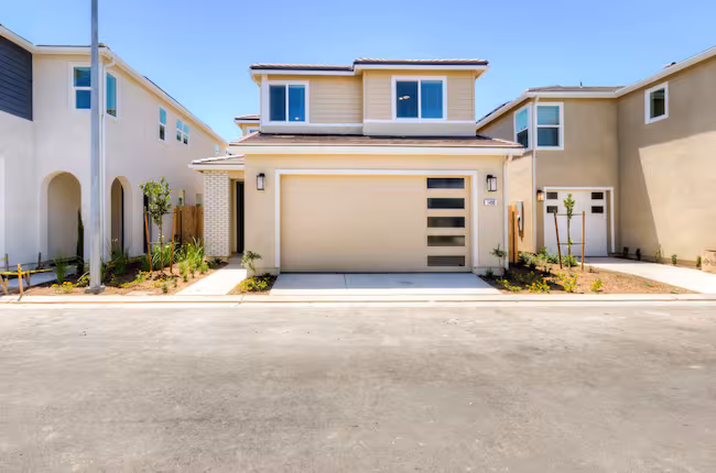 property at 1498 Vintage Ln