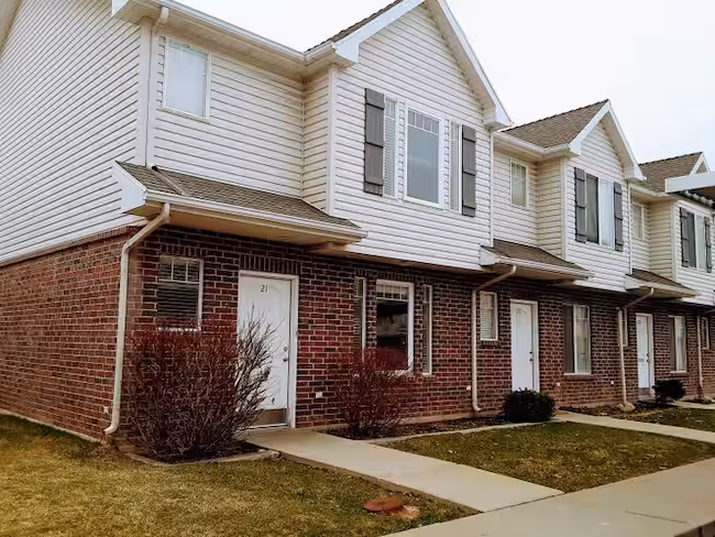 property at 1925 Pages Pl Dr
