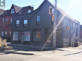 388 Barton St E in Hamilton, ON - Building Photo