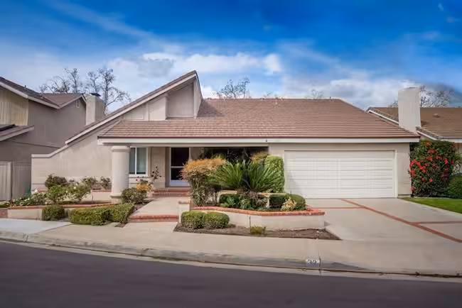 property at 32 Deer Spring