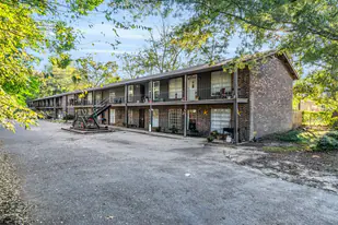 26944 E Main St, Unit #15 in West Point, MS - Building Photo