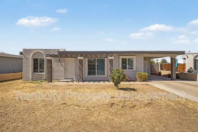 property at 4328 E Saint Catherine Ave
