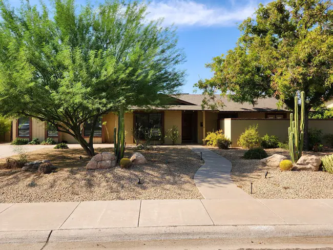 property at 517 E Bishop Dr