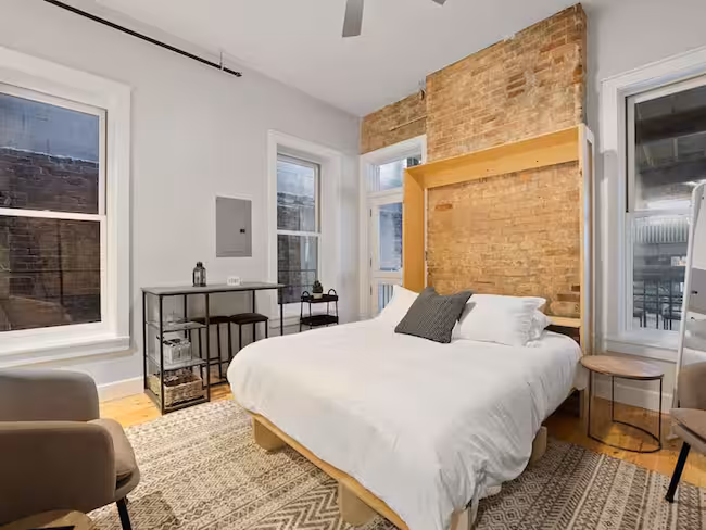 property at 111 W Elder St
