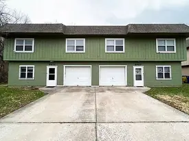 9407 E 83rd St in Raytown, MO - Building Photo