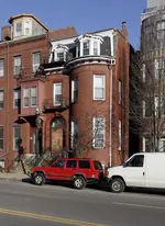538 E Broadway in South Boston, MA - Building Photo