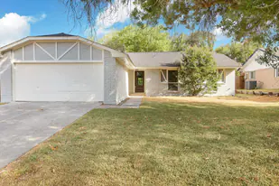 3305 Morning Dr in Schertz, TX - Building Photo