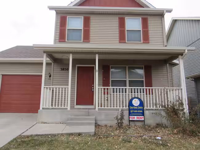 property at 3850 Sweetbrier St