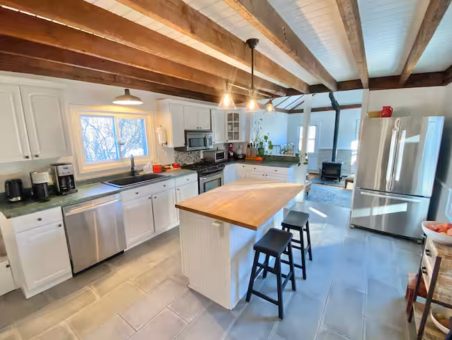 property at 851 Main St