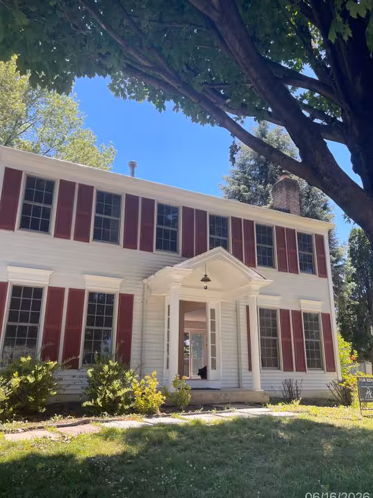 property at 916 Pointer Ridge Dr