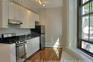102 Willow St, Unit #2 in Cambridge, MA - Building Photo