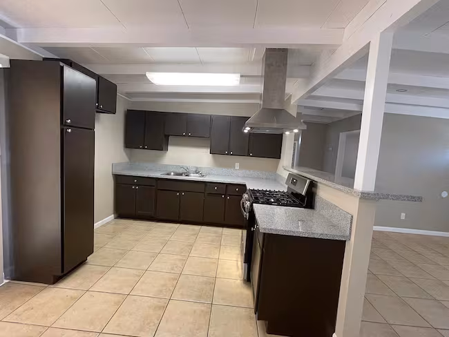 property at 1000 Mojave Dr
