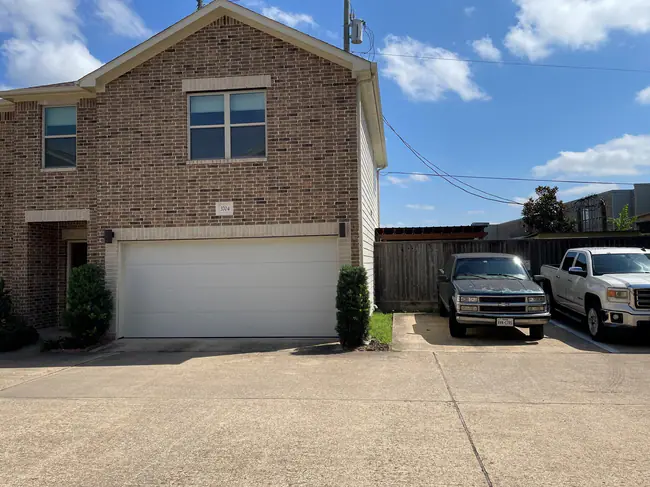 property at 3704 Main Aspen Dr