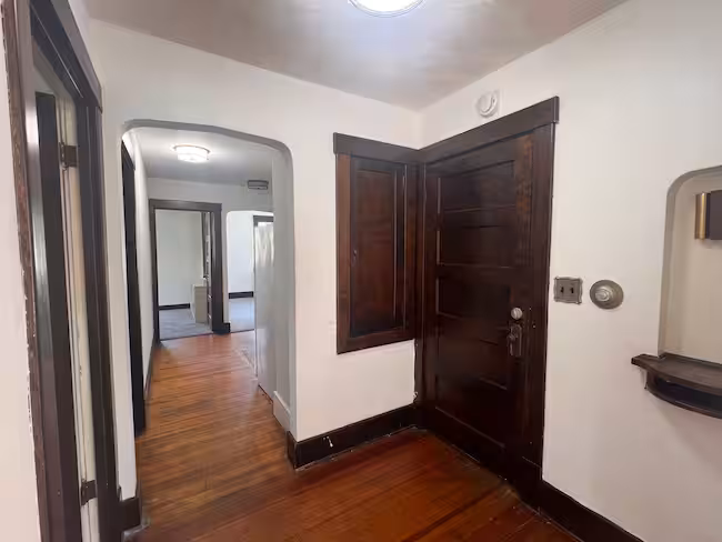 property at 2224 Iowa St