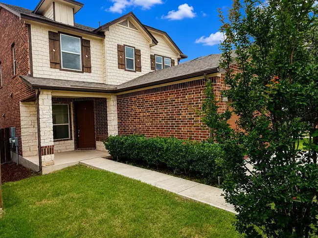 property at 2101 Split Diamond Way