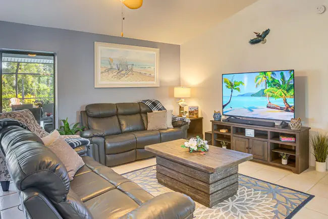 property at 831 Deep Lagoon Ln