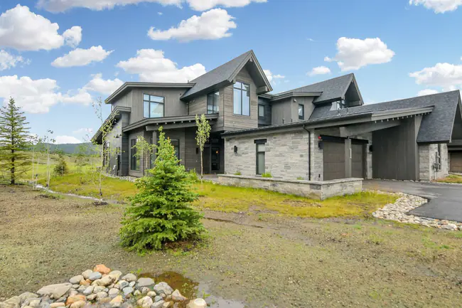 property at 140 Monitor Dr
